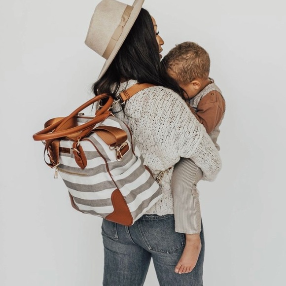 Coco and Kiwi The Provence diaper bag - Picture 1 of 15